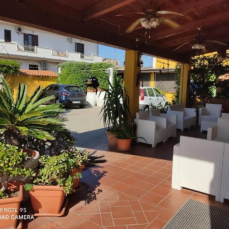 Hotel La Calabrese Isola Di Capo Rizzuto Eksteriør bilde