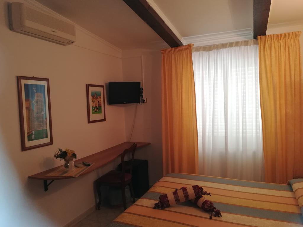 Hotel La Calabrese Isola Di Capo Rizzuto Eksteriør bilde