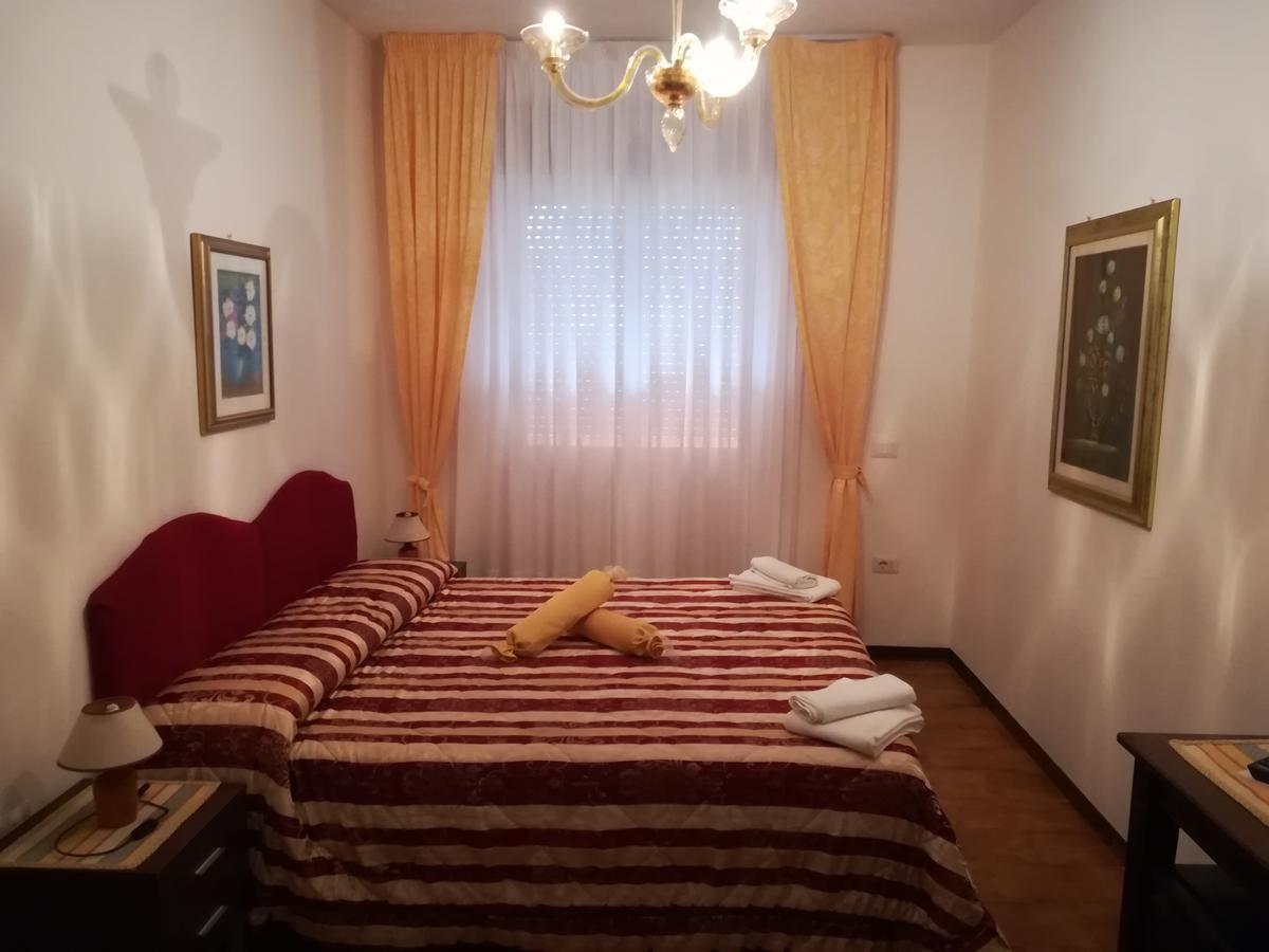 Hotel La Calabrese Isola Di Capo Rizzuto Eksteriør bilde