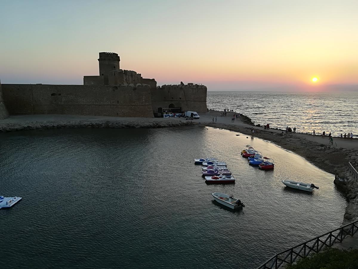 Hotel La Calabrese Isola Di Capo Rizzuto Eksteriør bilde